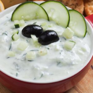 Cucumbers-Yogurt Salad